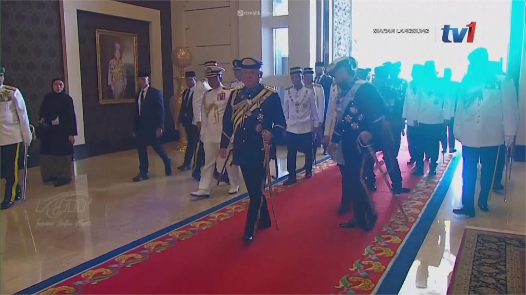 馬來西亞新國王登基　與總理安華關係密切