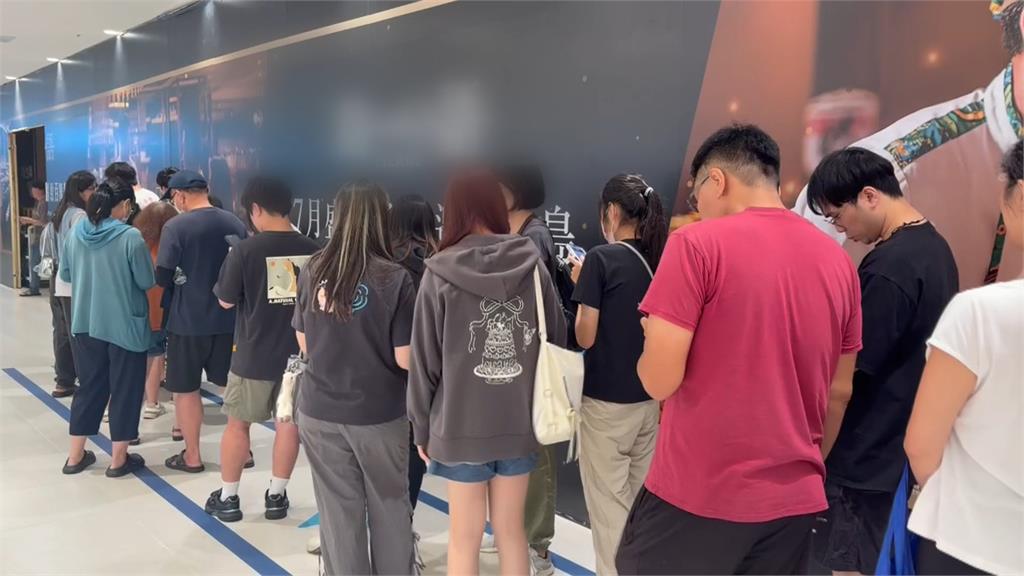 最難訂吃到飽插旗台中　開放預約首日破百人搶排