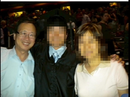 曾自費3千萬打造氣墊樂園巡迴南臺灣　何爺爺控妻被兒子帶走4年