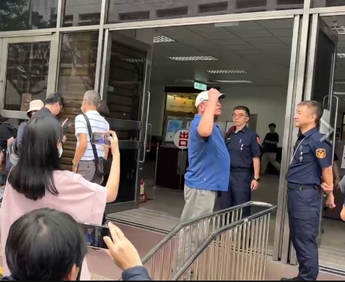 女毒駕拖行撞死警所長「否認殺人」 劉宗鑫父斥:說廢話