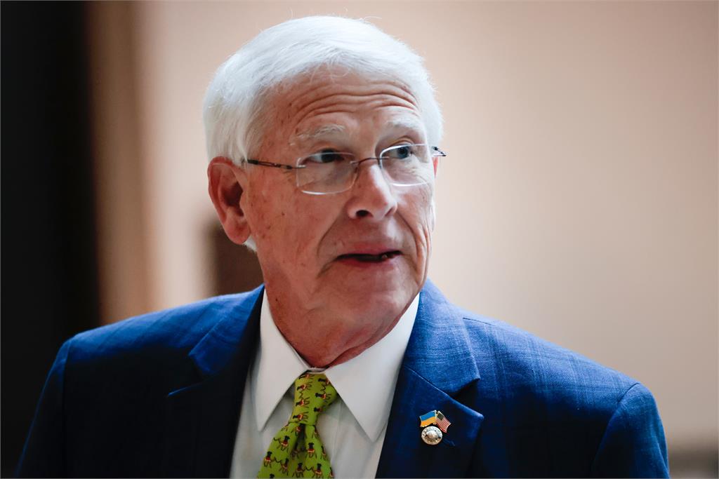 美議員批藍白擋軍購如玩火！詹江村怒噴「再唧唧歪歪就制裁美國」遭網洗臉