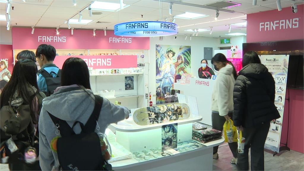 西門地下街搖身一變「潮流天堂」　　ＫＰＯＰ、動漫進駐超吸睛