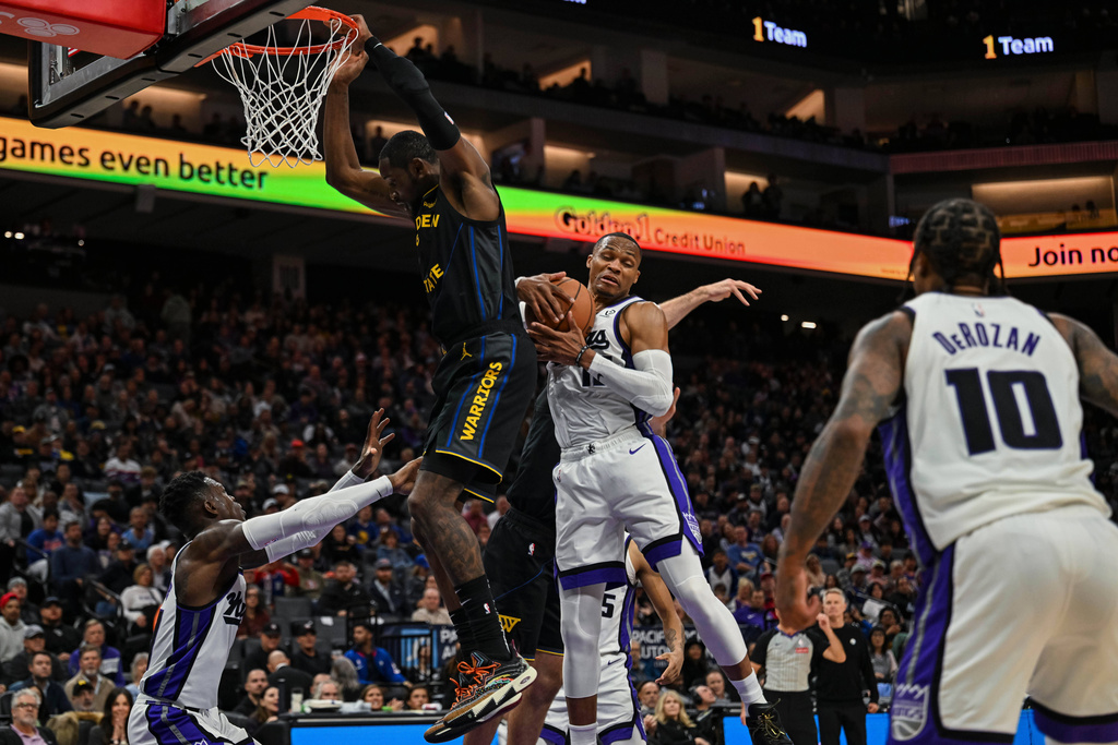 NBA(影)/山中無老虎? 國王戰勇士大咖都缺席 威少搶鋒頭還創紀錄