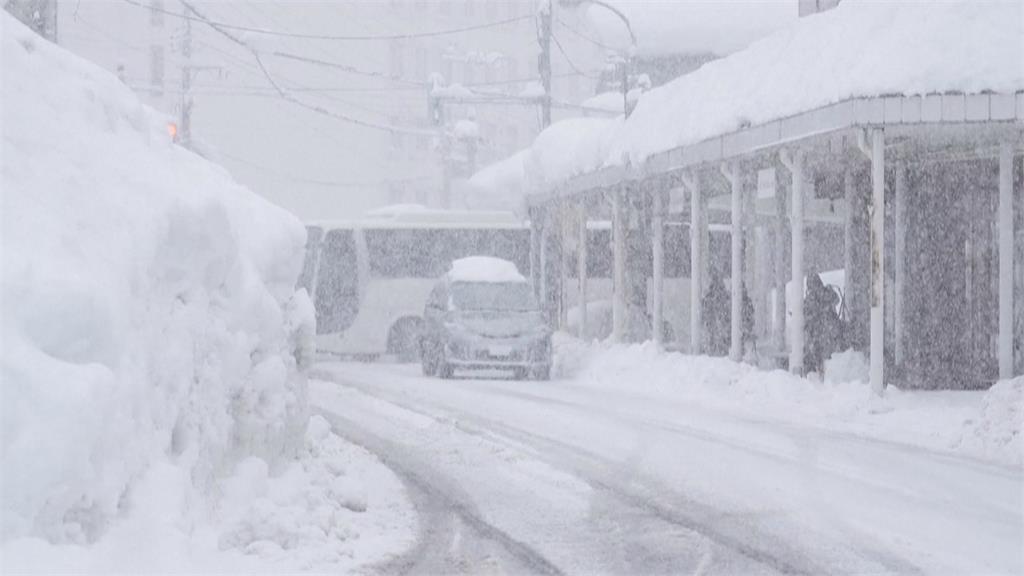 寒流發威日本積雪驚人 湯澤町6小時降19公分雪量