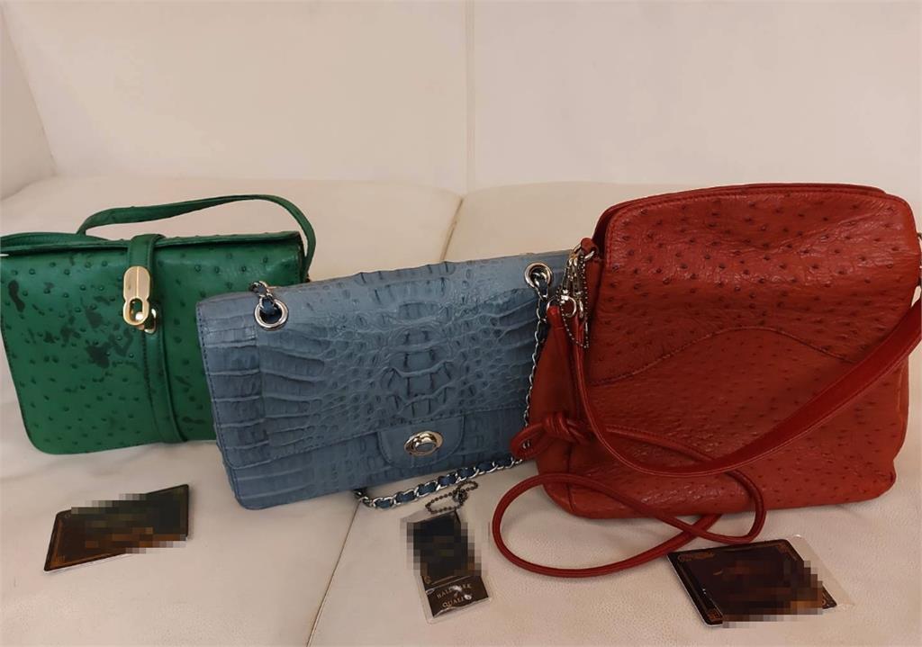 陳佩琪「鱷魚紋愛包」標15萬！黑掉「拿去問阿北」遭回：受不了就丟了