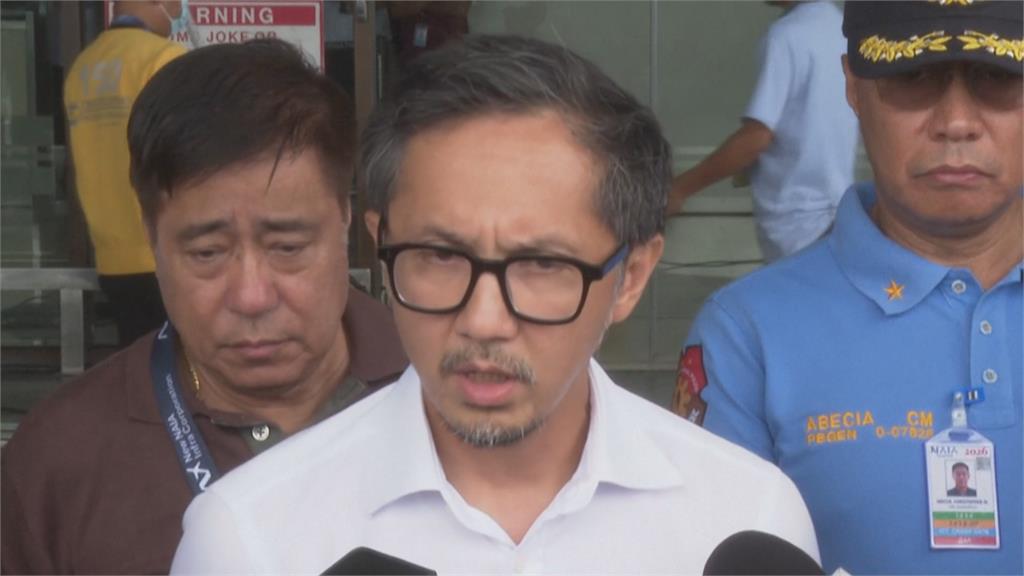 疑油門當煞車踩! 馬尼拉汽車「衝撞機場航廈大門」2死多傷