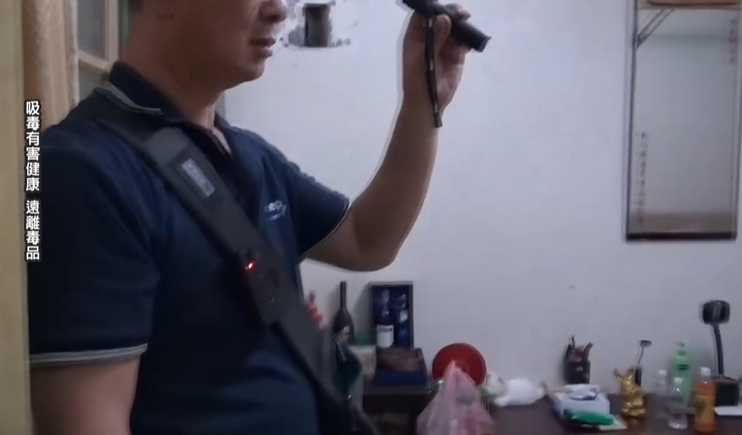 離譜！台中警破獲毒品案　毒販「法院外售毒」還讓藥腳「打掃」換毒