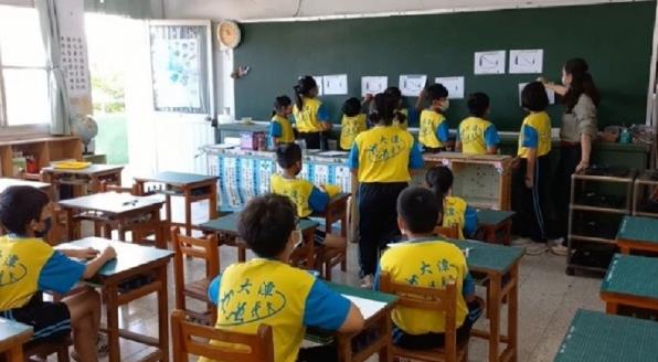 快新聞/教育部推閩南語「沉浸式教學」 連結地方與課室學習距離