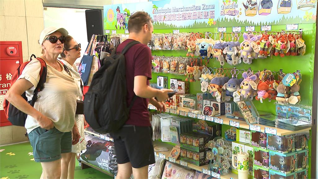 搶攻暑假商機！　貓纜喜迎２０周年　聯名「動物方程式」推限定車廂
