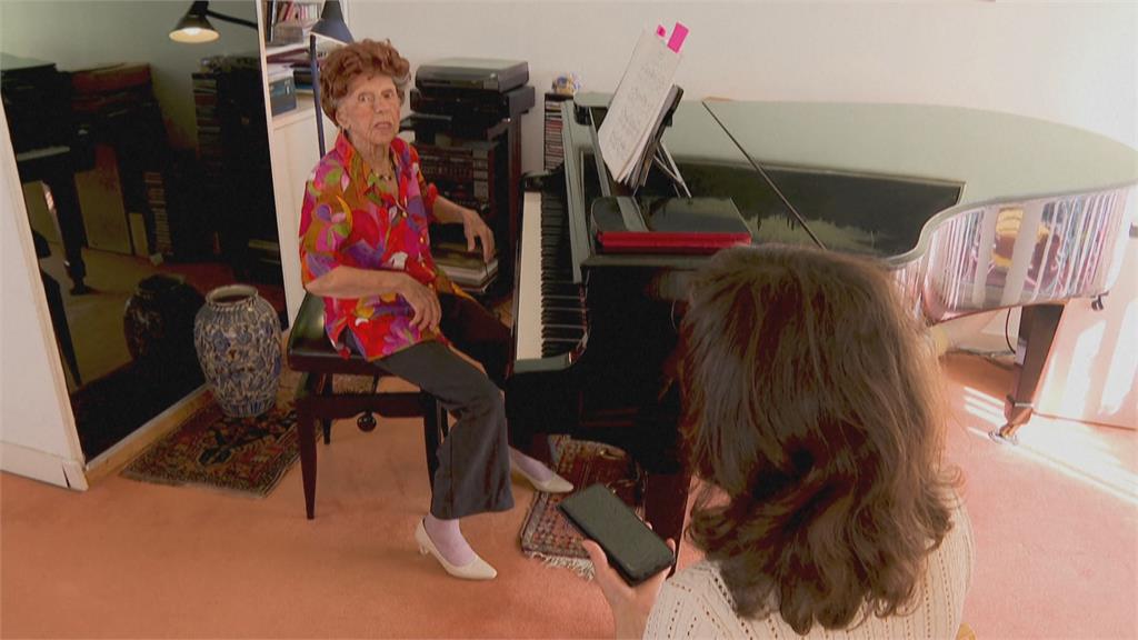 人瑞鋼琴家！108歲鋼琴家每天練4小時鋼琴