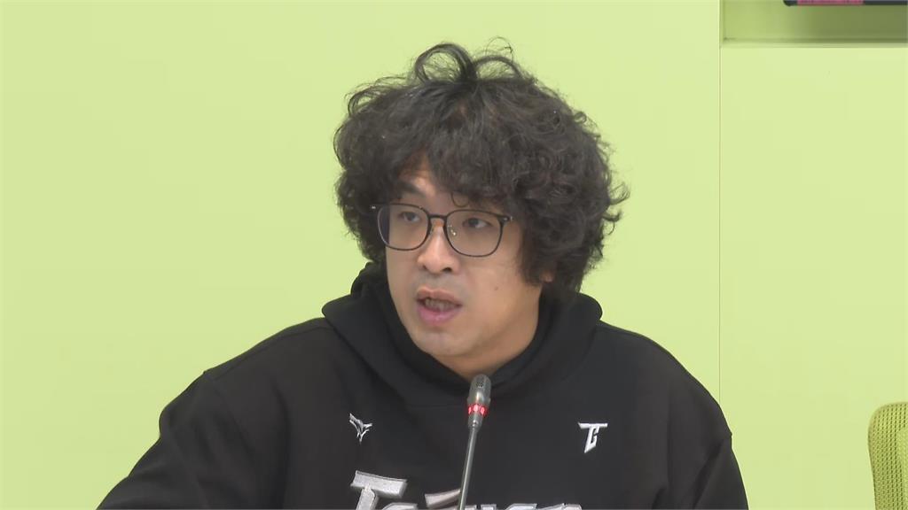 快新聞／卸責？黃國昌攜出機密竟喊「議事人員該收回」　沈伯洋怒提鐵證打臉