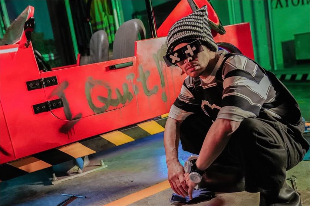 黃明志昔捲命案「贊助商全閃人」！他逆轉無罪復工...砸千萬拍「最狂新年歌」