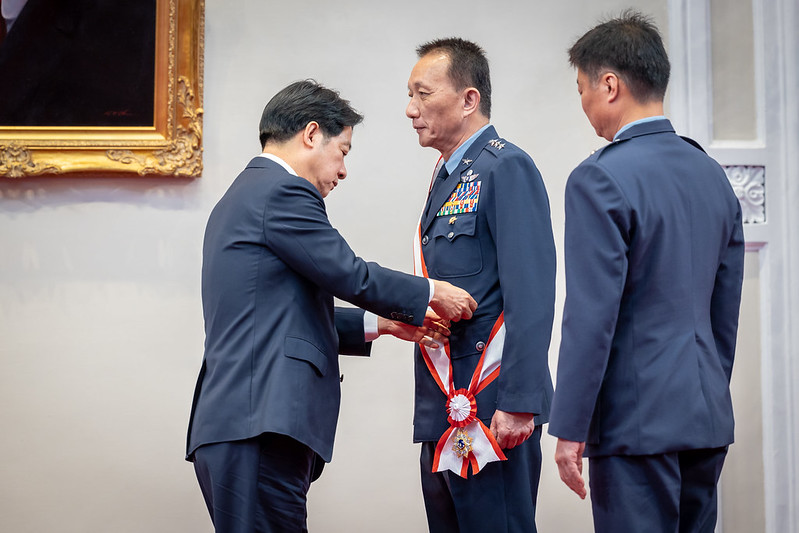 快新聞/國軍高階幹部授勳授階 賴清德盼借重專業強化整體防空作戰能力