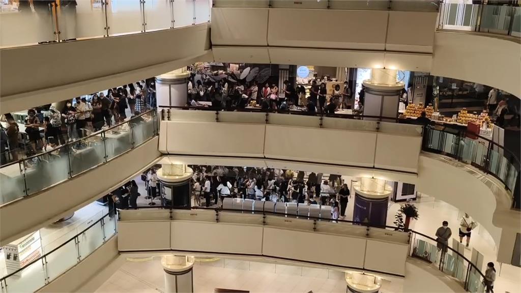 人海淹沒新竹巨城百貨 蛋糕名店快閃號稱湧「8公里」人龍