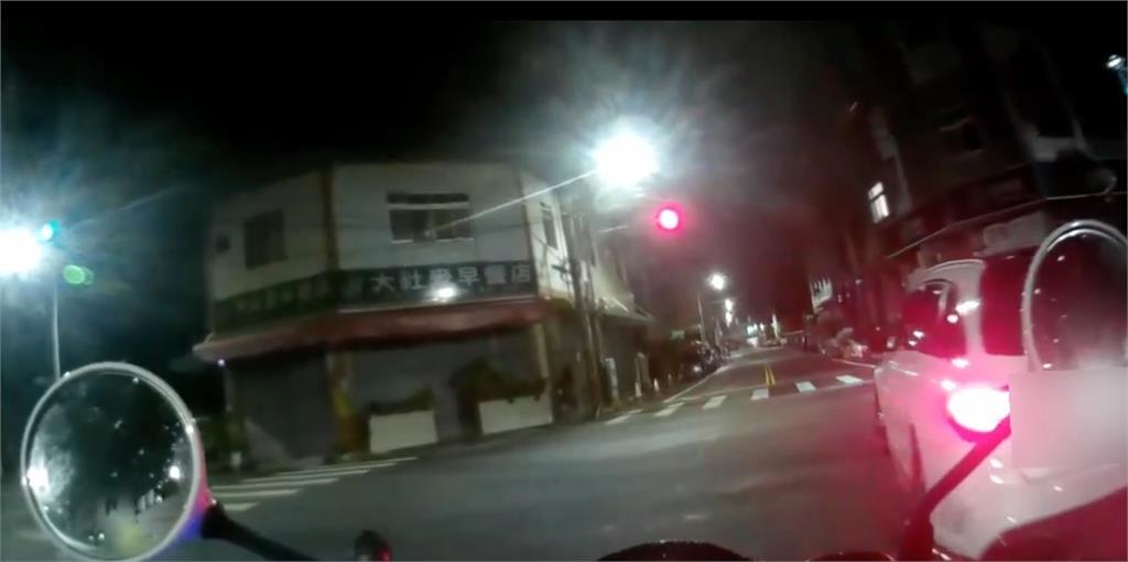 吸毒又攜毒！神岡男抗警拒檢爆拉扯　驗４毒品陽性反應、車藏毒品與吸食器