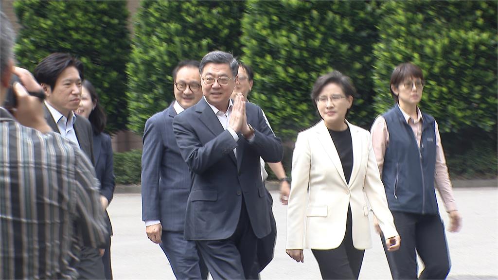 在野強行通過"無人機條例"　韓國瑜批"不副署"武器化　政院反擊：守護憲政盾牌
