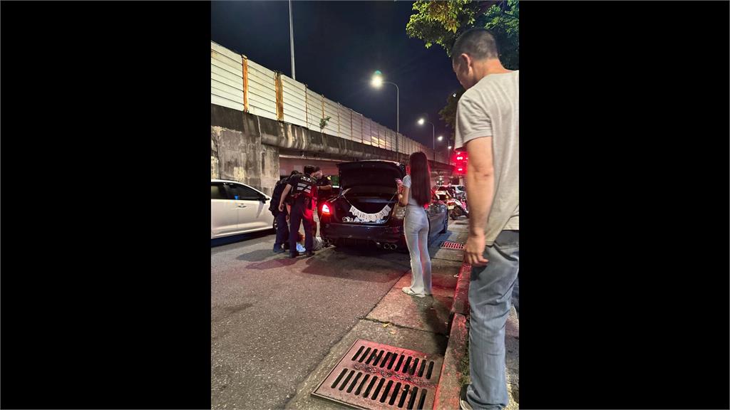 驚喜變驚嚇! 男子違停求婚遭驅離 車內起出毒品 當場被逮