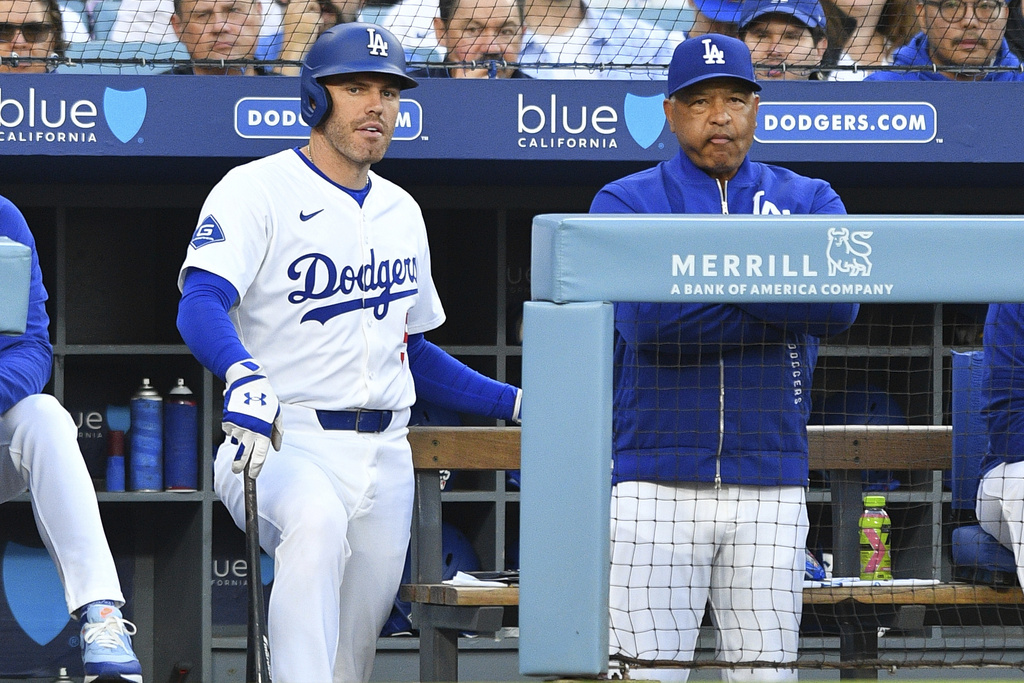 MLB(影)／世界大賽的「最後一球」在誰手上？自由人接到後把這球給了他