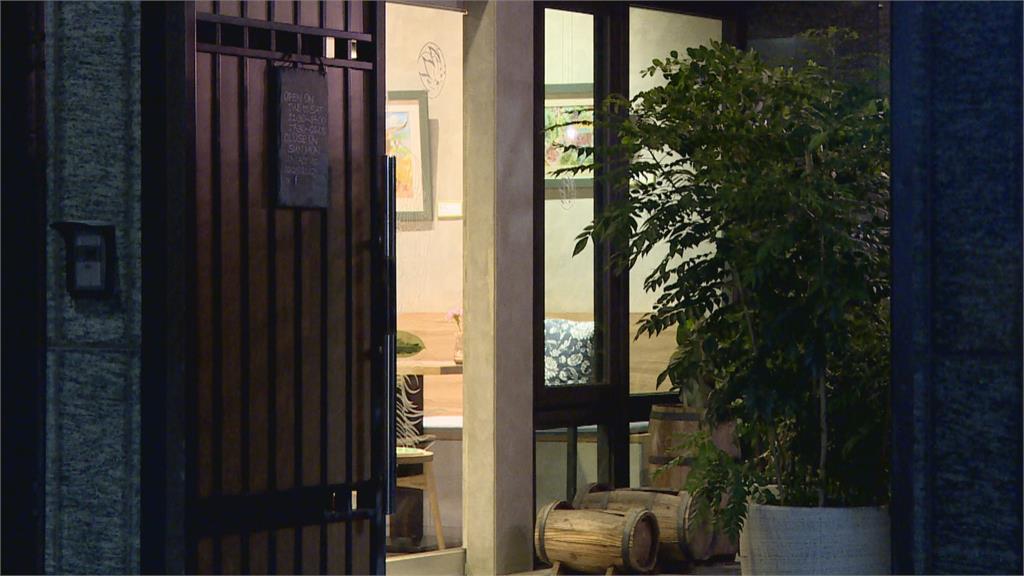 知名牽絲雞排恐成絕響 老闆想找接班人 名店面臨缺工、租約到期 「想想廚房」、「轟炸雞排」接連熄燈