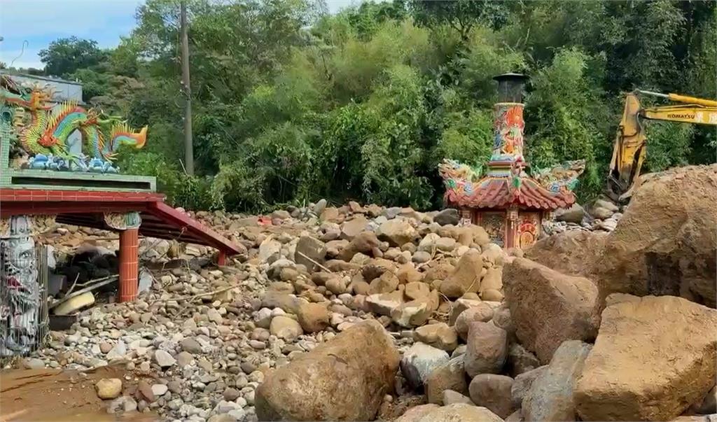 超大豪雨轟金山！　長興宮遭土石流淹沒「幾乎滅頂」