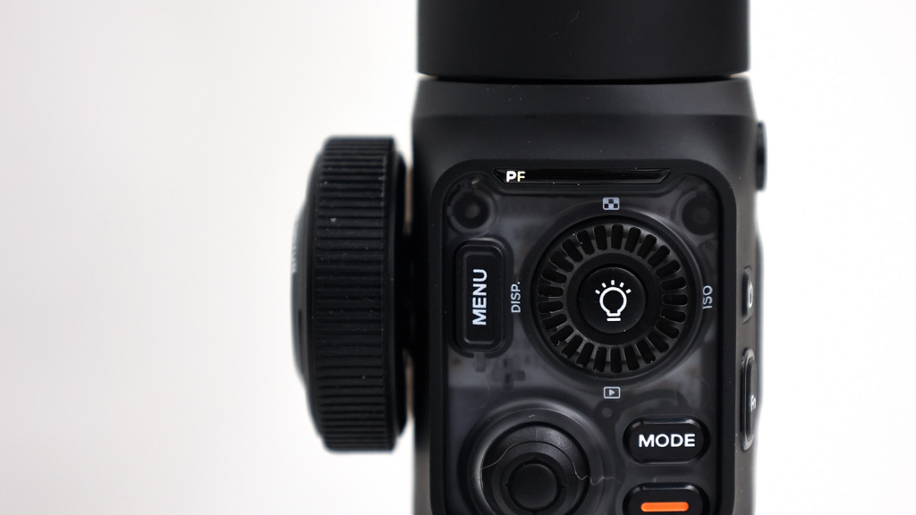 裝上智慧追蹤後 拍攝更便利 Zhiyun Smooth 5S AI