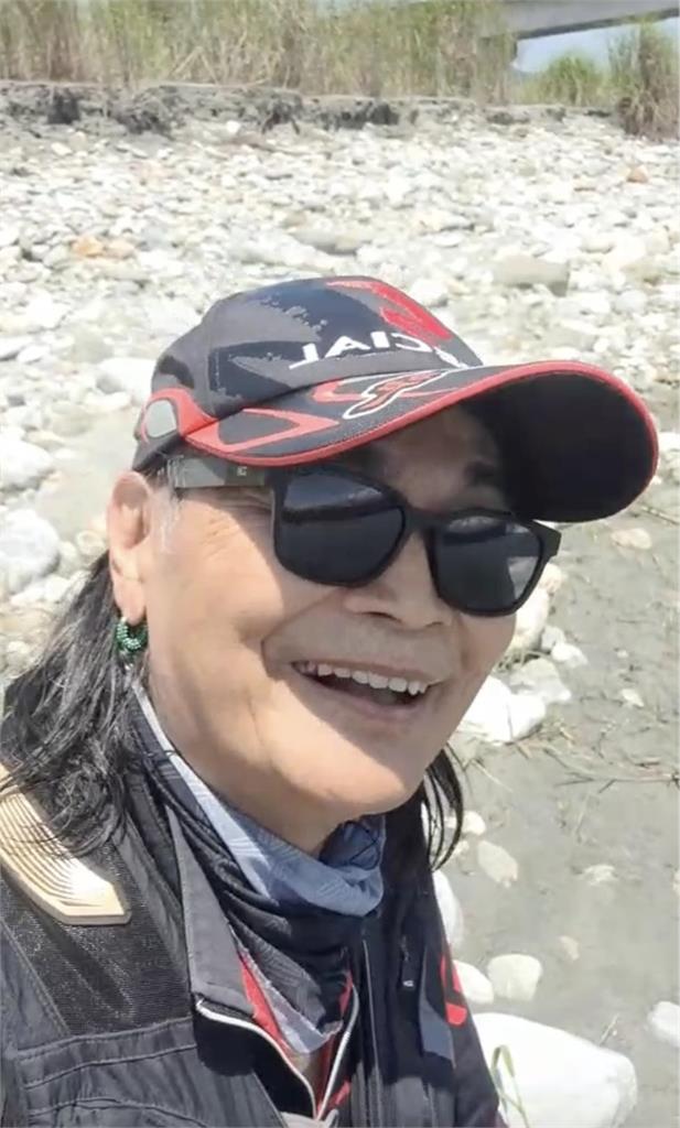 YT聳動標題傳「永別了!沈文程」 本人拍片笑喊:I am still alive