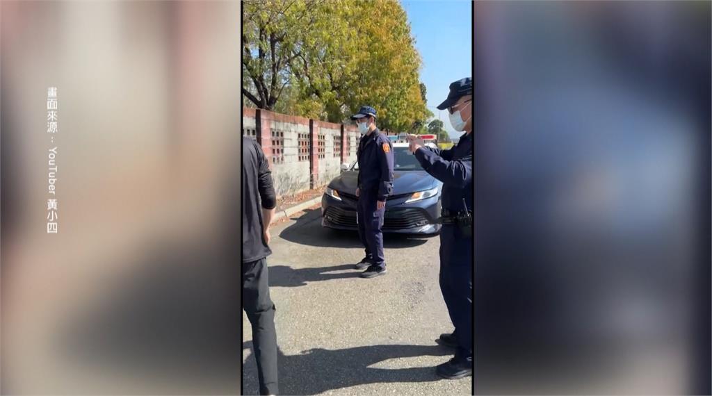 南投綠鬣蜥大街趴趴走　警獲報抓捕上演「你追我跑」