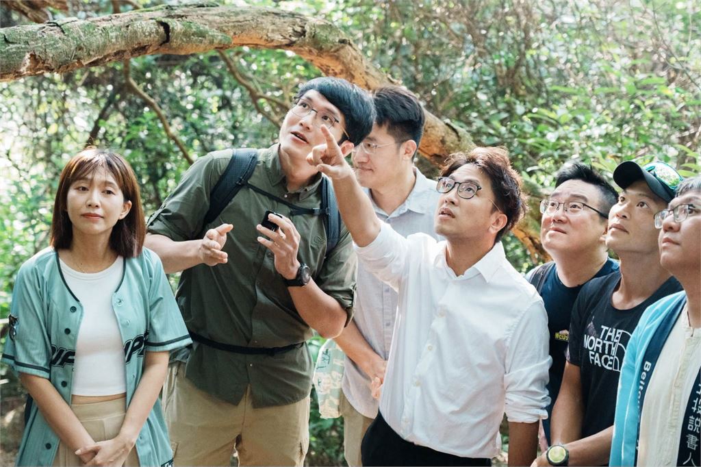 快新聞／沈伯洋履行承諾！山岳作家雪羊曝「他是真的在乎山」　喊話：值得託付