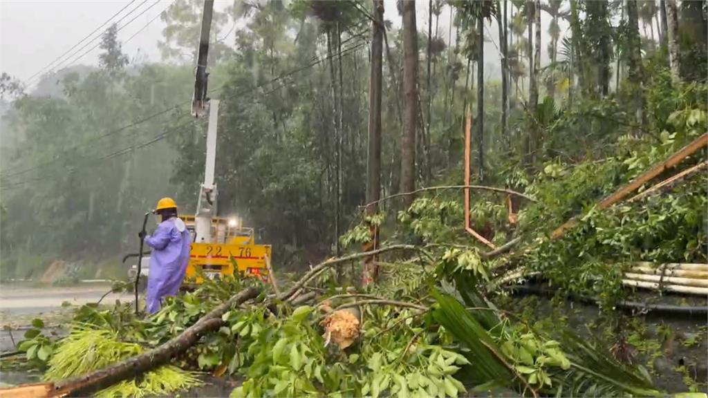 嘉義山區連日大雨! 土石流阻交通 阿里山鄉停電逾2天