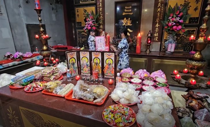 民俗月「雞籠中元祭」開跑　基隆三姓公廟開龕門迎「好兄弟」