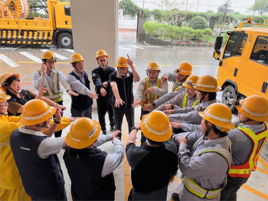 快新聞／台電辛苦了！停電戶破34萬「逾9成已復電」　這些地方是颱風重災區