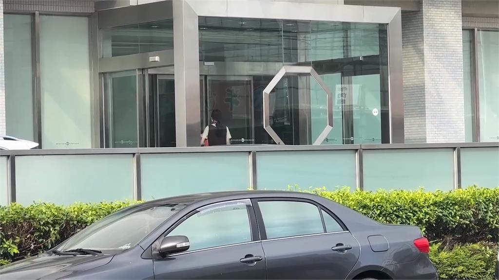 疑長期言語衝突!新竹 封測廠上演全武行 女員工遭痛毆倒地送醫