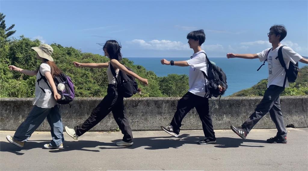 【淡江傳真】淡江觀光系4生獲大觀盃特金牌與評審團雙重大獎　日常實力的英語口白收服觀眾