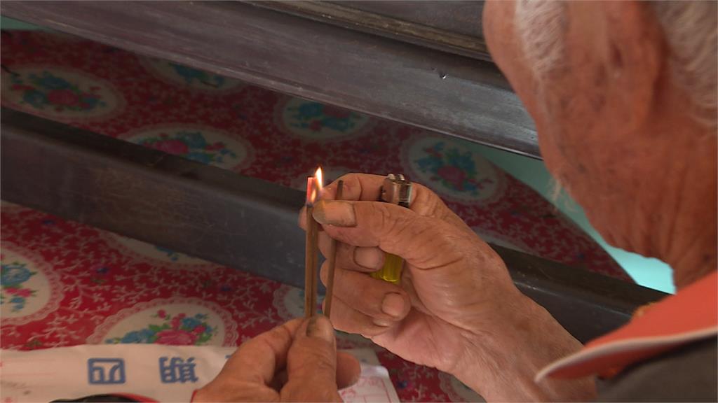 天天過馬路灌溉菜園 台中獨居盲眼爺靠「這一招」