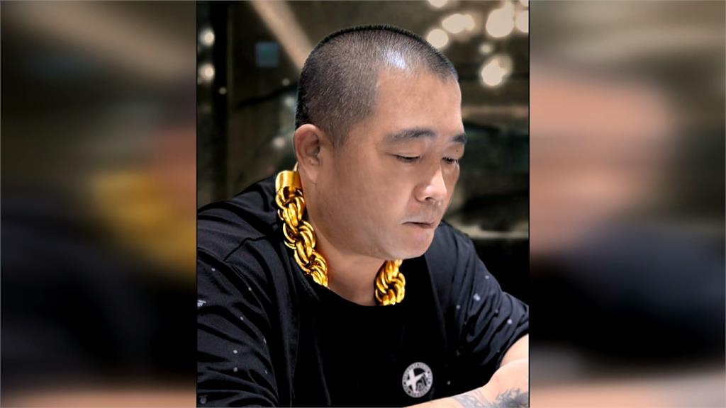 全台最粗金項鍊重達3公斤　市值逾1300萬脖上有棟房！