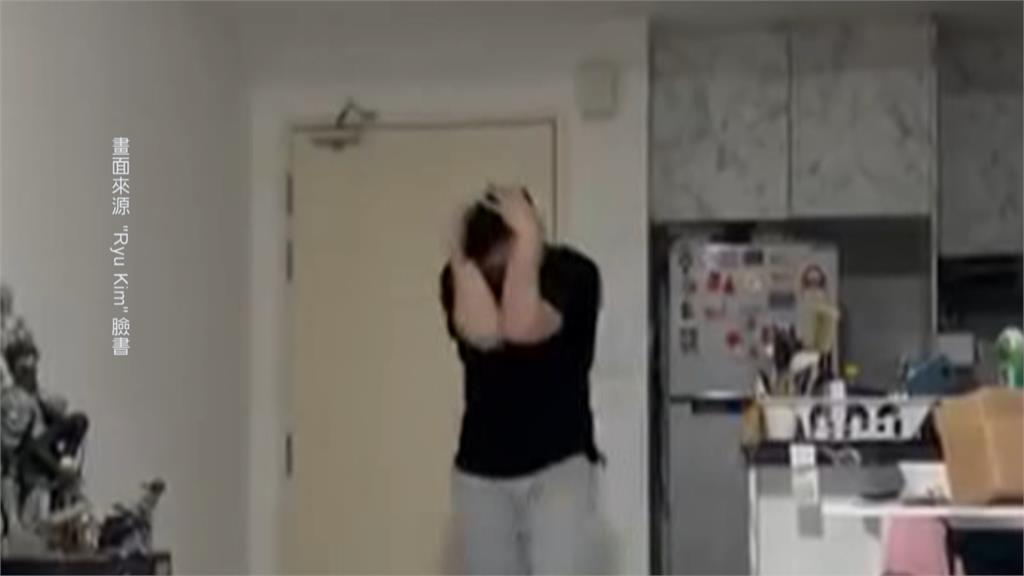 一刀「剪掉」上百萬！　男剪壞遊戲王「限量神卡」秒崩潰