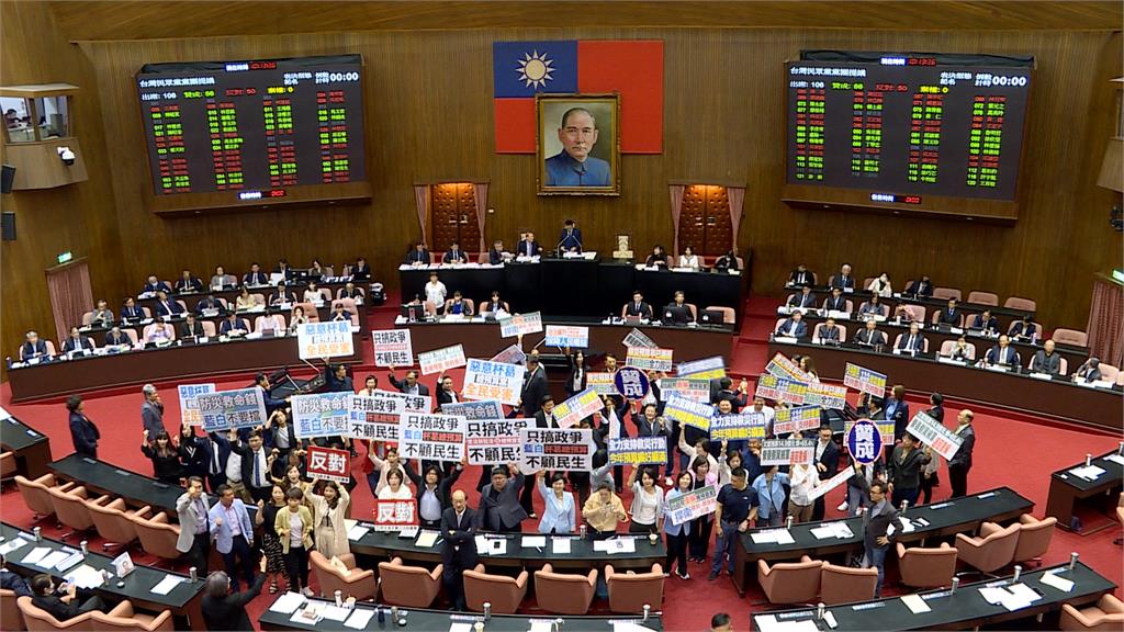 823投票揭曉！民進黨湧現改革聲浪　小笠原欣幸發文談「這事」落幕