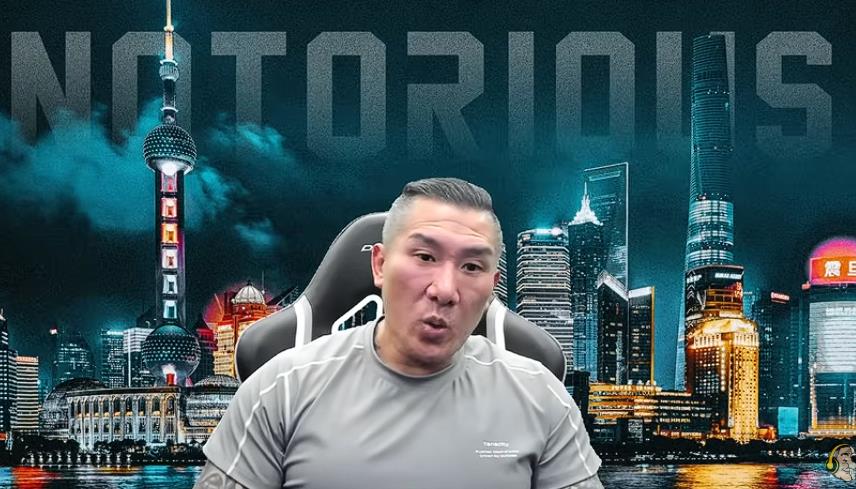 遭爆太小…館長崩潰「沒陽痿、不是3公分」！突當掉「脫口尺寸」急改口全放送