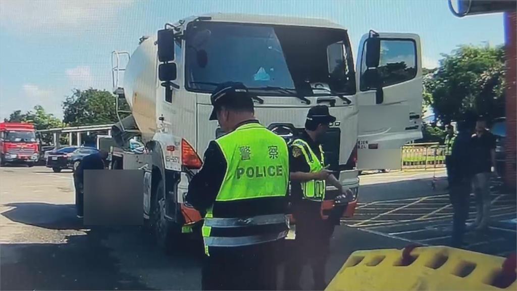 麻豆監理站代辦驗車婦人 拆混凝土車牌竟遭輾喪命