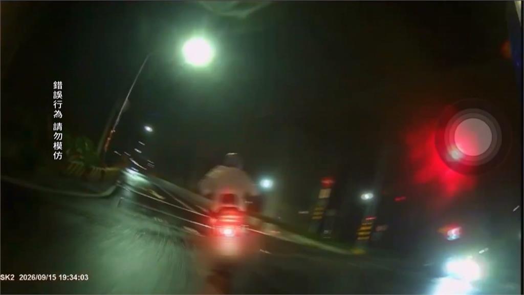 屏東潮州當街警匪追逐！　持毒男心虛「狂逃40公里」摔車