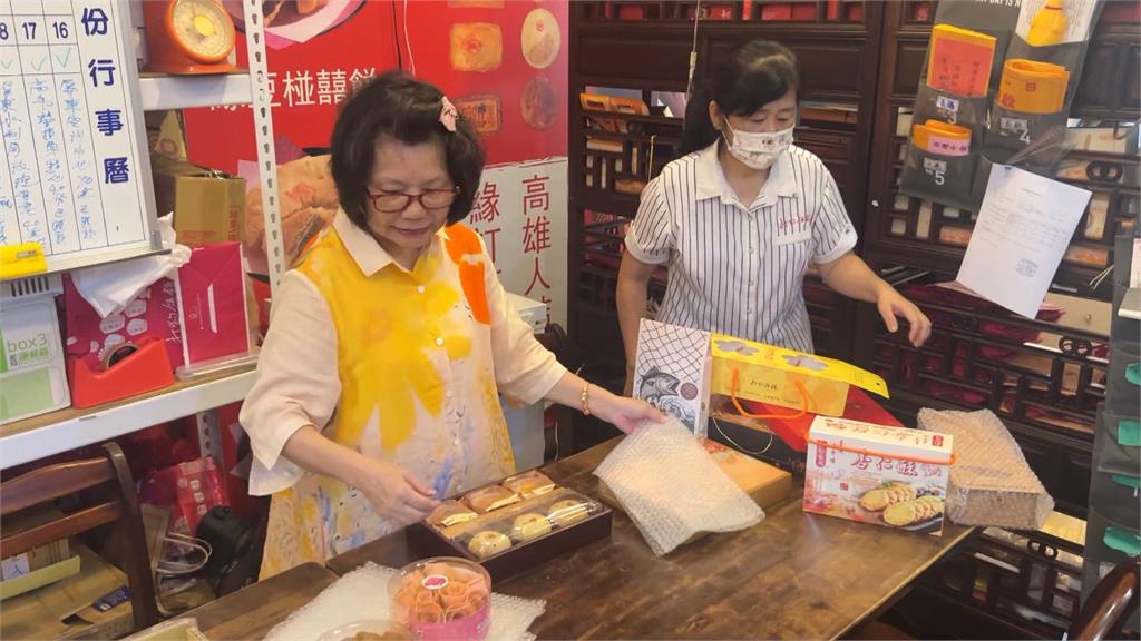 收中秋禮盒多處凹陷、餅乾碎裂！　收禮者質疑物流出問題