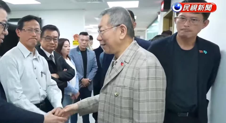 快新聞/柯文哲辭黨主席 喊話支持者「不要掀起退黨潮」