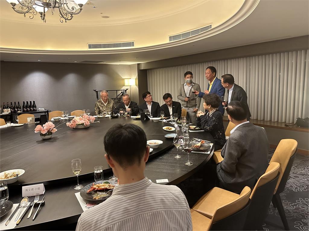 別小看「郭餐會2.0」效應　張銘祐揭「關公操刀」：韓國瑜87％像