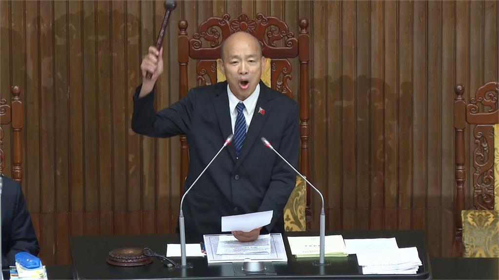 總預算「立院卡351天」終於通過！矢板明夫揭藍白軟化關鍵：為1事煞車