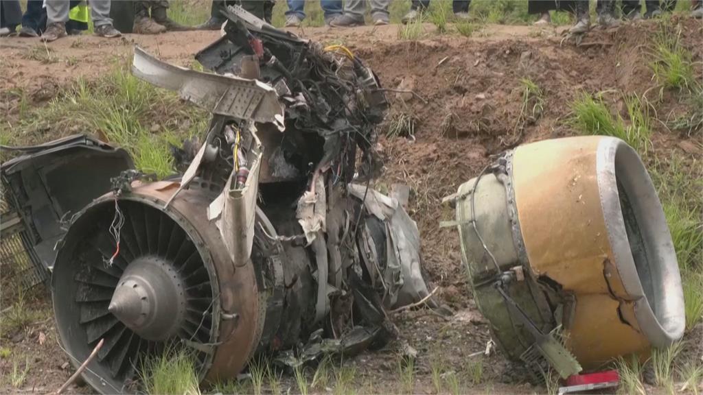 尼泊爾驚傳飛機衝出跑道　至少18死、僅機師1人生還