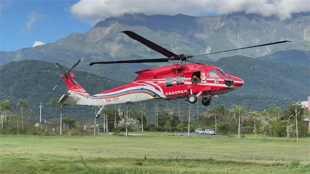 溪水暴漲受困二子山　直升機成功救援7登山客