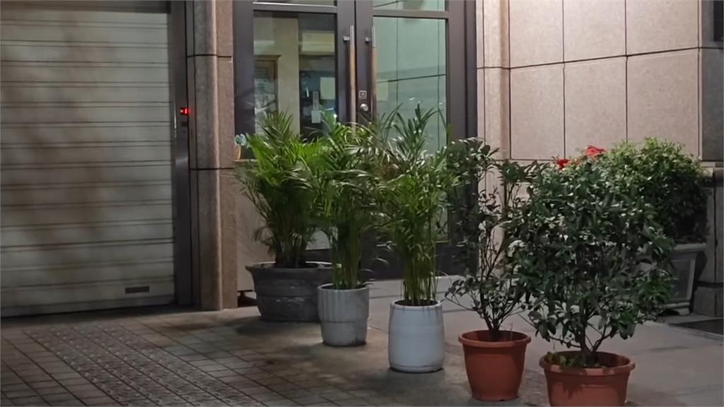 三重恐怖情殺1死2傷! 男埋伏砍傷前任姊妹 畏罪墜樓亡