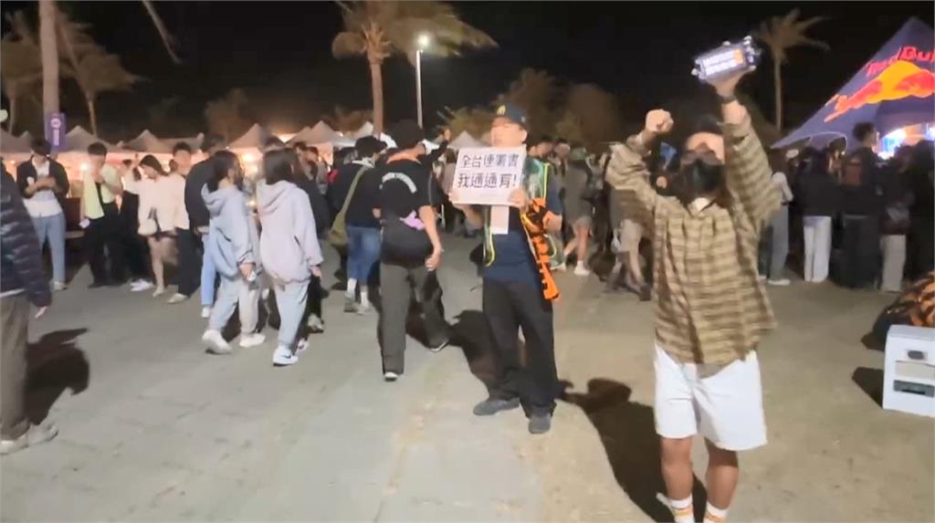 清明連假衝刺罷免!黃捷加開連署站 兩天收近百份