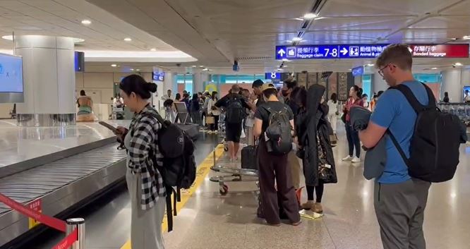 突遇"航班取消"! 赴希臘旅遊13天變15天 旅客:不便險必買