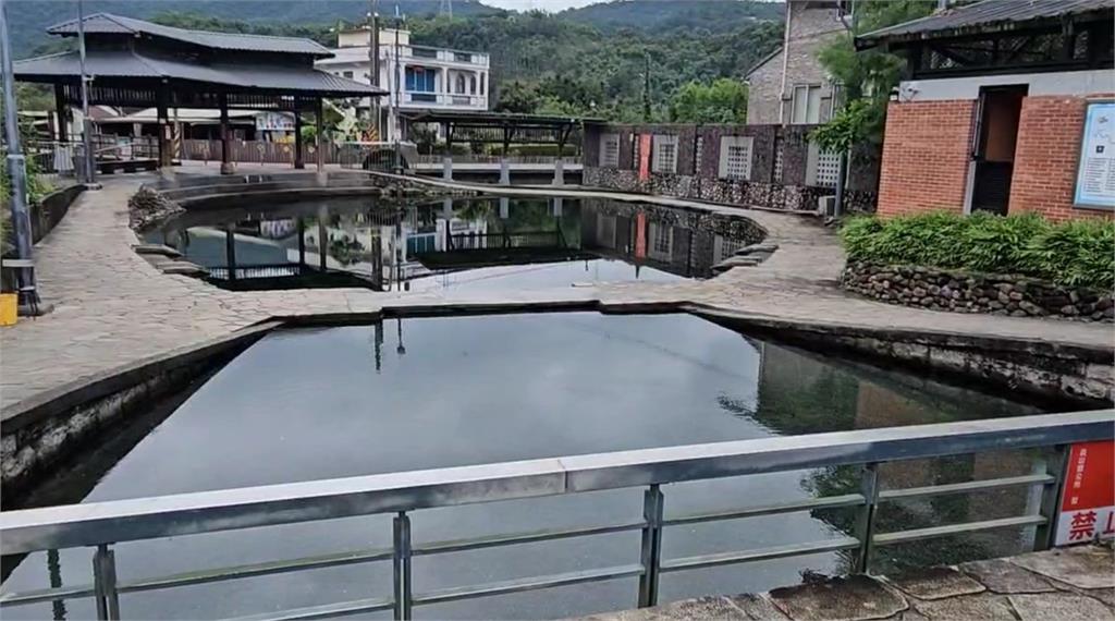 生態池淪洗衣場? 宜蘭「螃蟹冒泡」湧泉亂象叢生